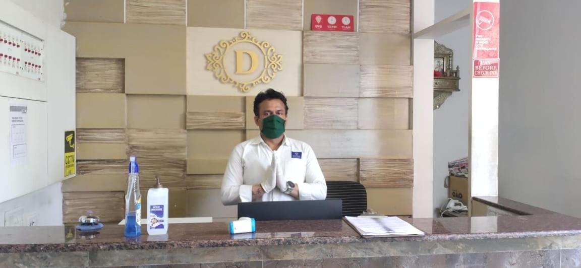 Super Hotel O Divine Residency Near Phoenix Marketcity มุมไบ ภายนอก รูปภาพ