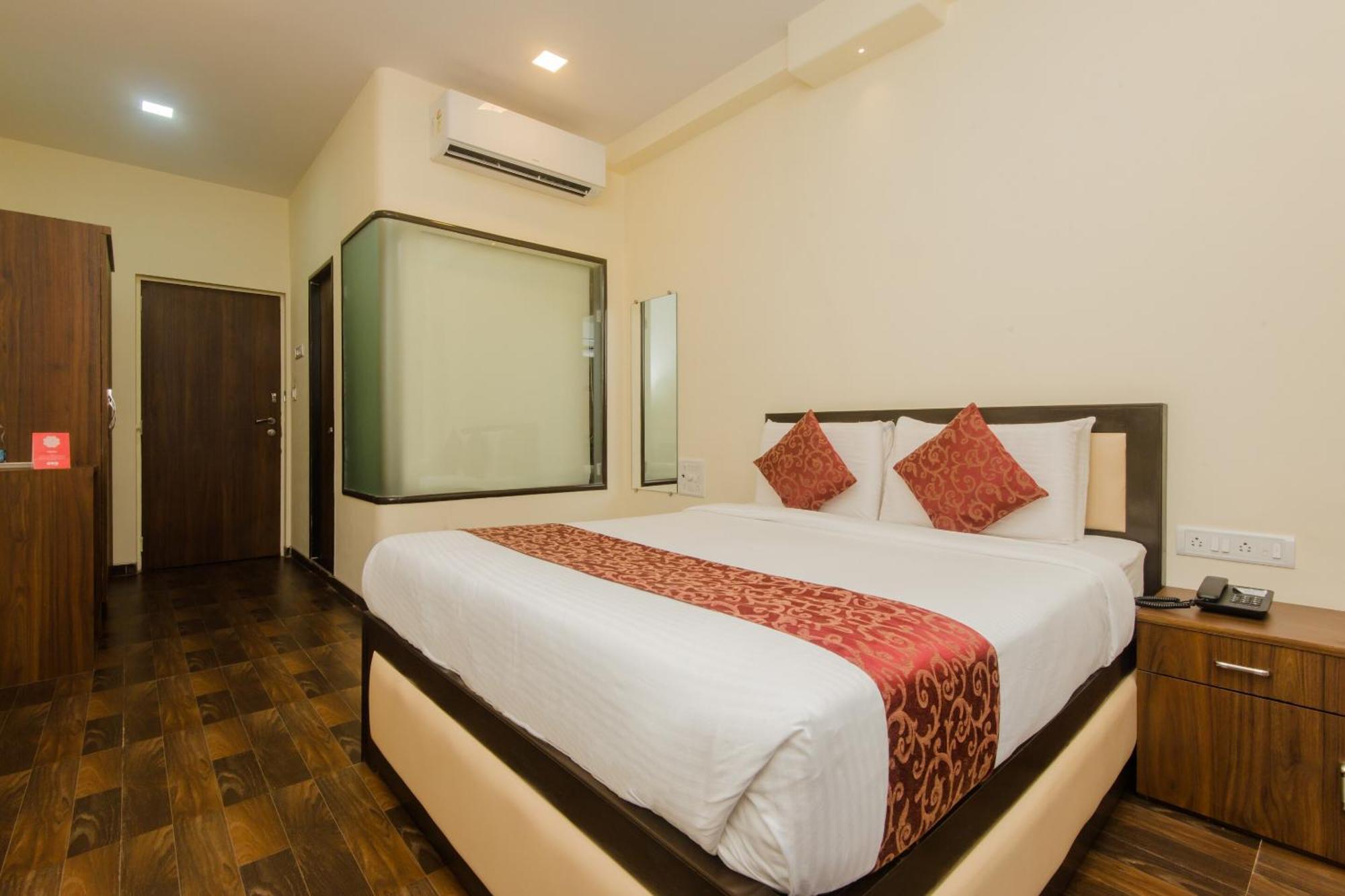 Super Hotel O Divine Residency Near Phoenix Marketcity มุมไบ ภายนอก รูปภาพ
